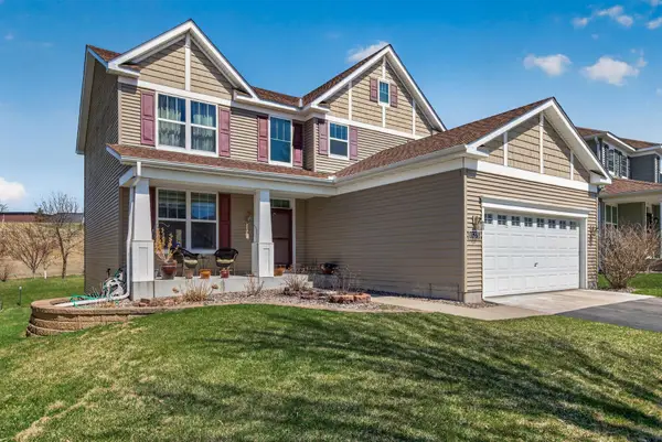 15275 Plumstone Drive, Eden Prairie, MN 55347