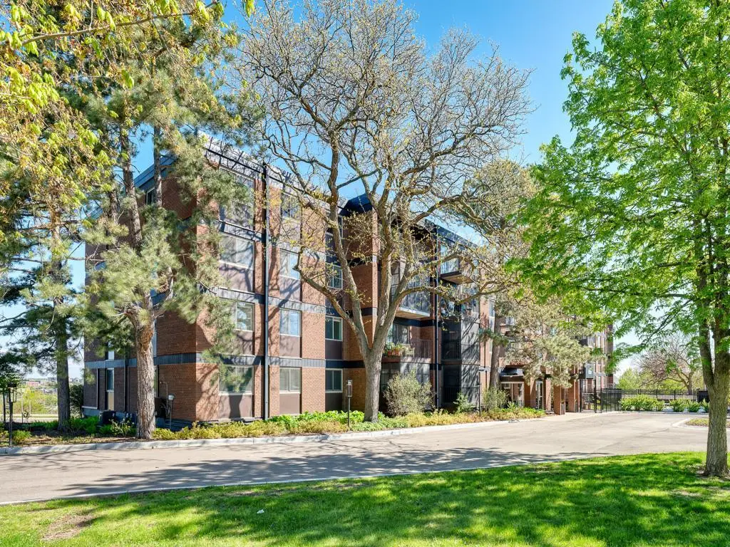 334 Cherokee Avenue #201, Saint Paul, MN 55107 - #1