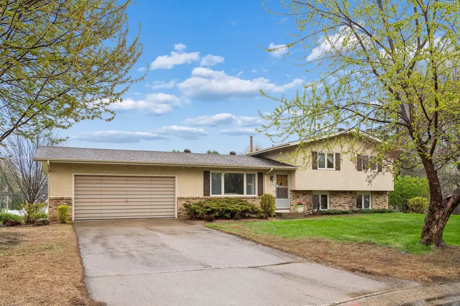 8224 Toledo Avenue N, Brooklyn Park, MN 55443 - #2