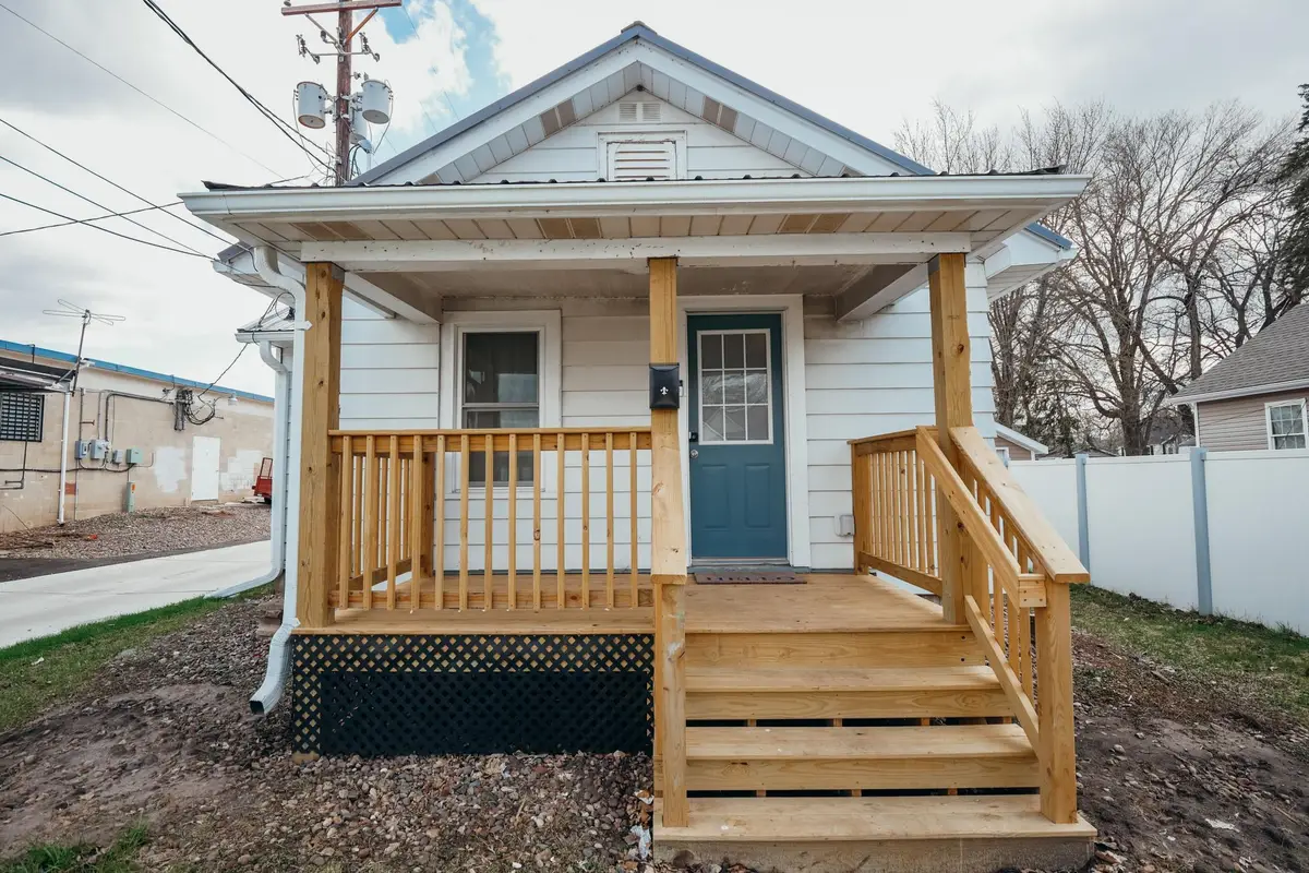 16 12th Street Nw, Rochester, MN 55901 - #1