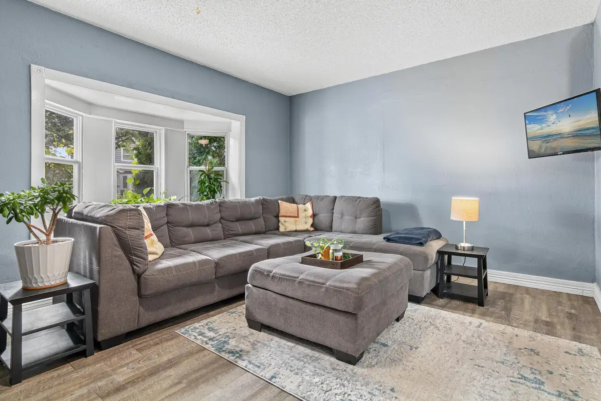 653 19th Avenue Ne, Minneapolis, MN 55418 - #1