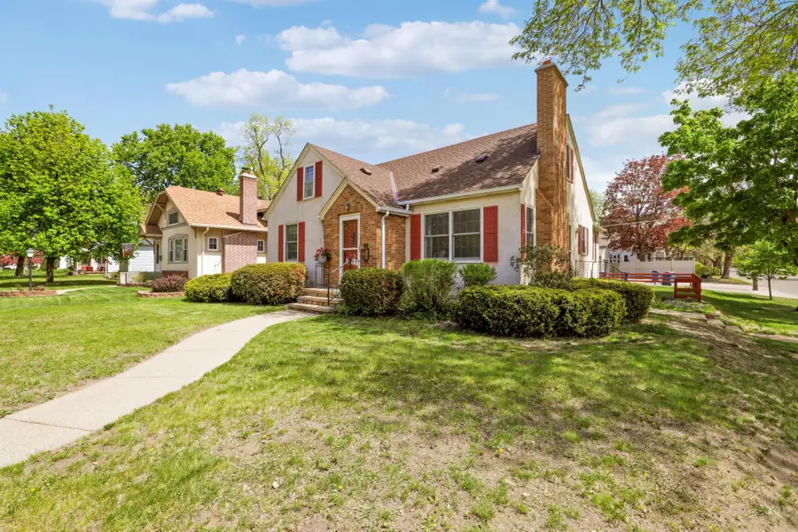 4200 Beard Avenue N, Robbinsdale, MN 55422 - #2