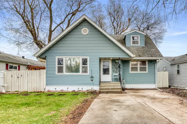 306 21 Street S, Fargo, ND 58103