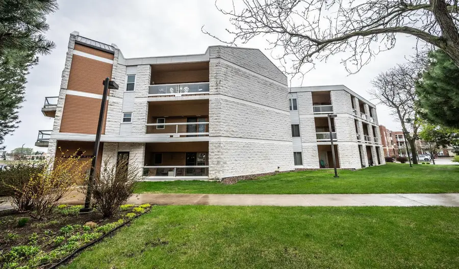 14575 Burma Avenue W #303, Rosemount, MN 55068 - #3