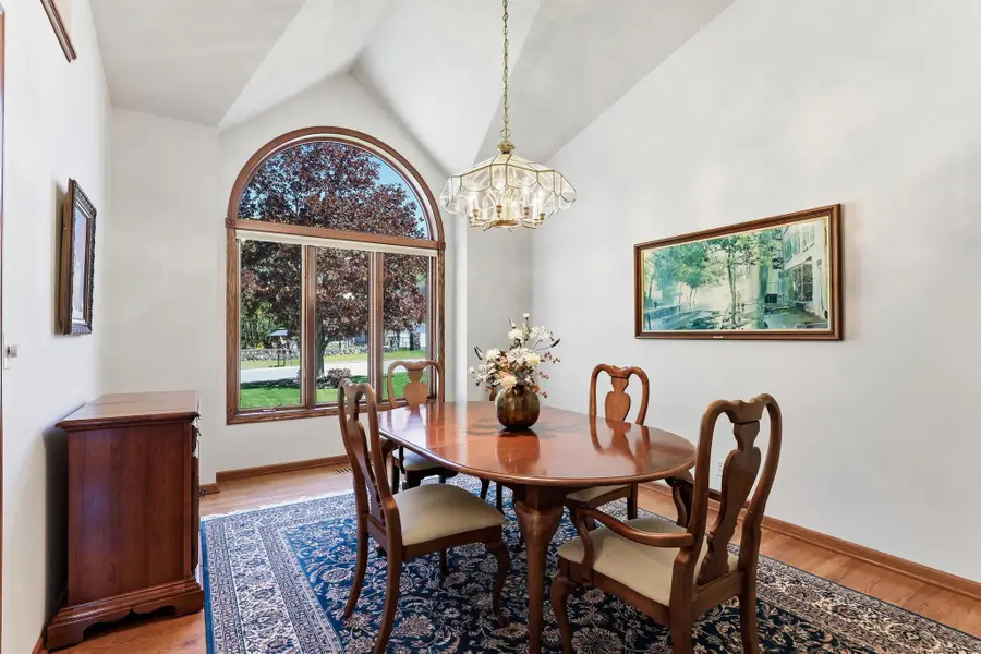 4676 Hamlet Avenue N, Oakdale, MN 55128 - #3