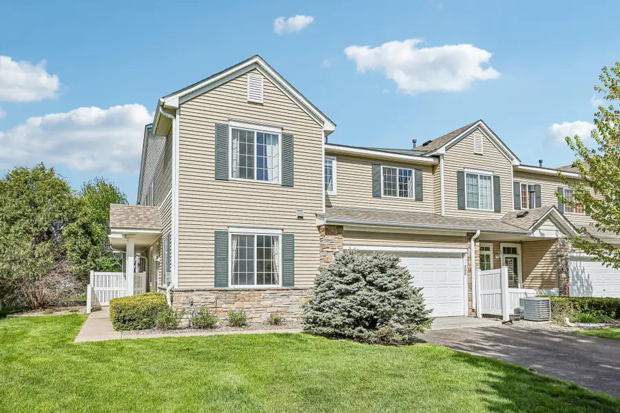 40 River Woods Drive W, Saint Paul Park, MN 55071 - #2