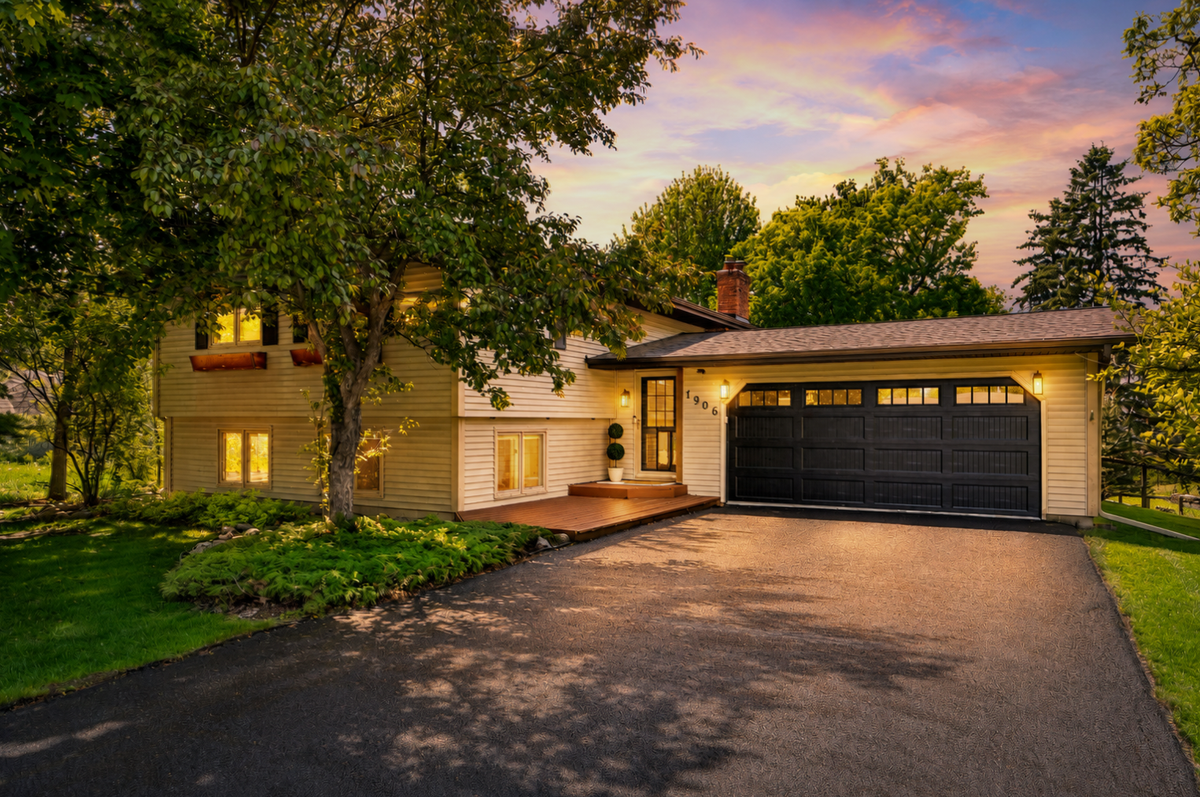 1906 Yorkshire Avenue S, Hopkins, MN 55305 - #1