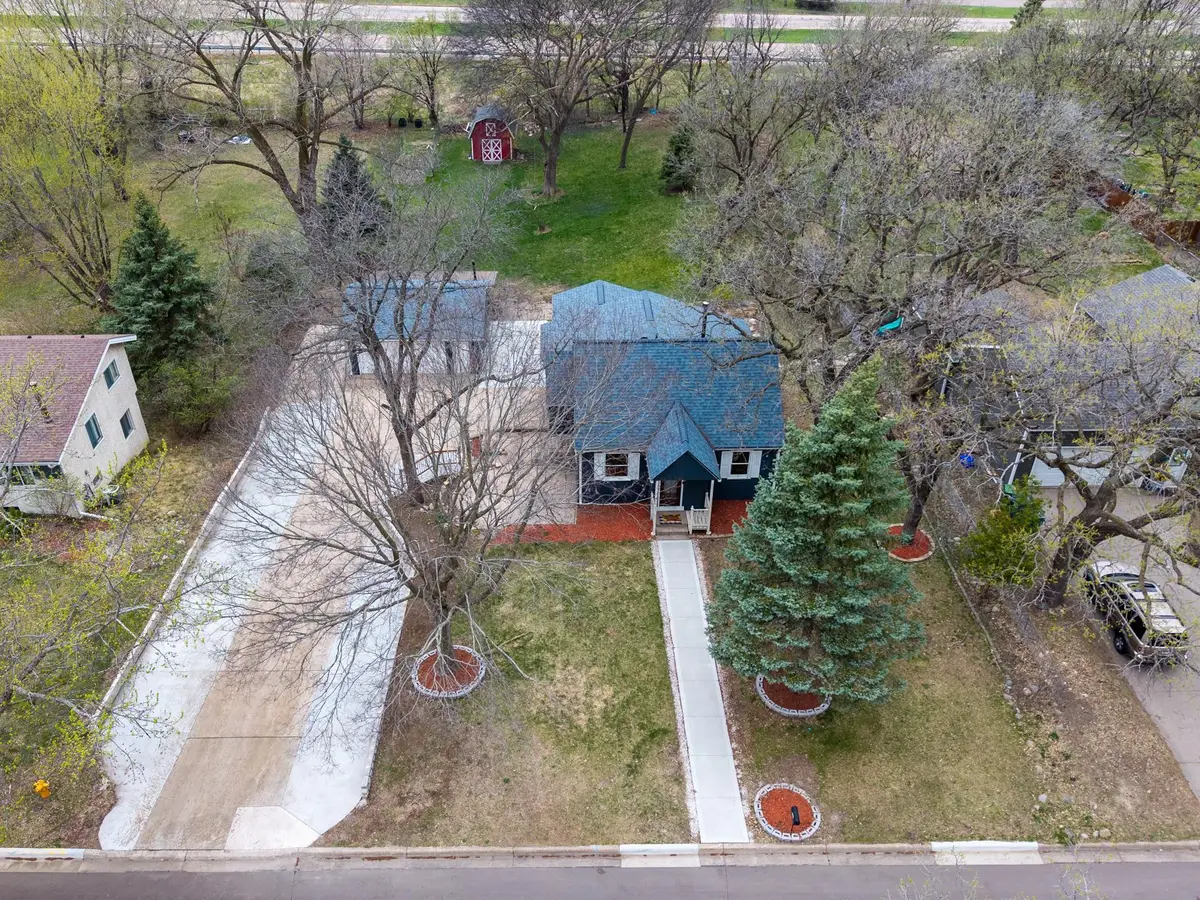 6610 Lucia Lane Ne, Fridley, MN 55432 - #1