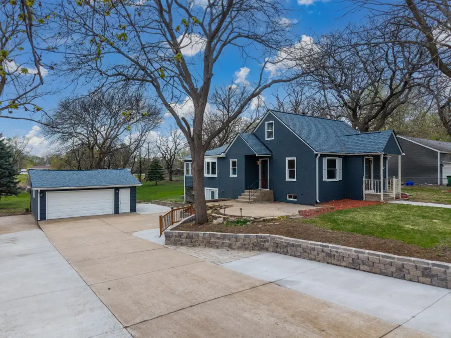 6610 Lucia Lane Ne, Fridley, MN 55432 - #3