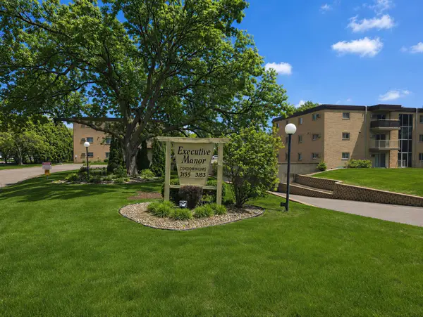 3155 Old Highway 8 #104, Roseville, MN 55418