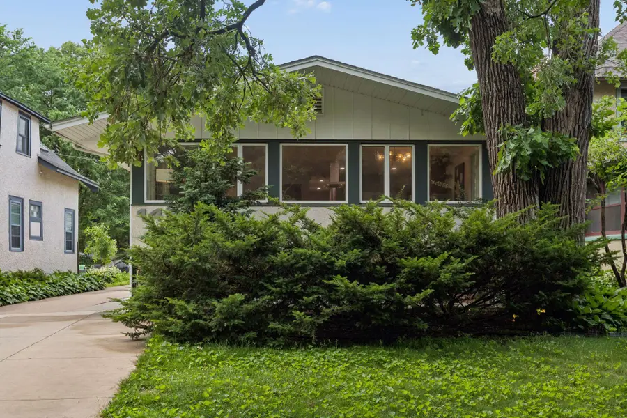 145 Rustic Lodge W, Minneapolis, MN 55419 - #2