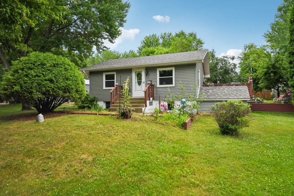 8726 240th Avenue Ne, Stacy, MN 55079 - #1