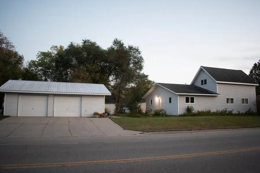 20 Elm Avenue Ne, Menahga, MN 56464 - #2