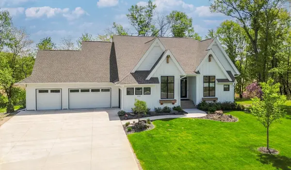 202 176th Lane Ne, Ham Lake, MN 55304