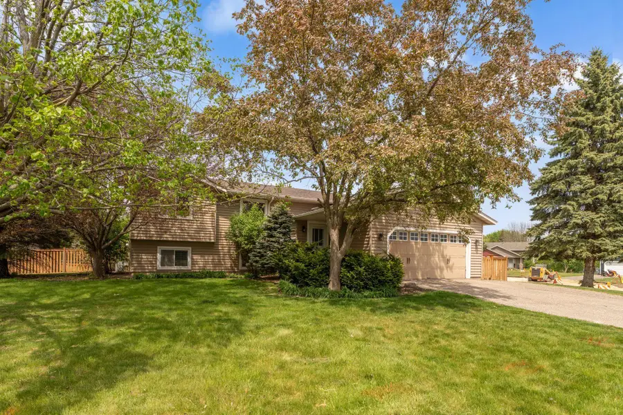 13955 Yosemite Court, Savage, MN 55378 - #2