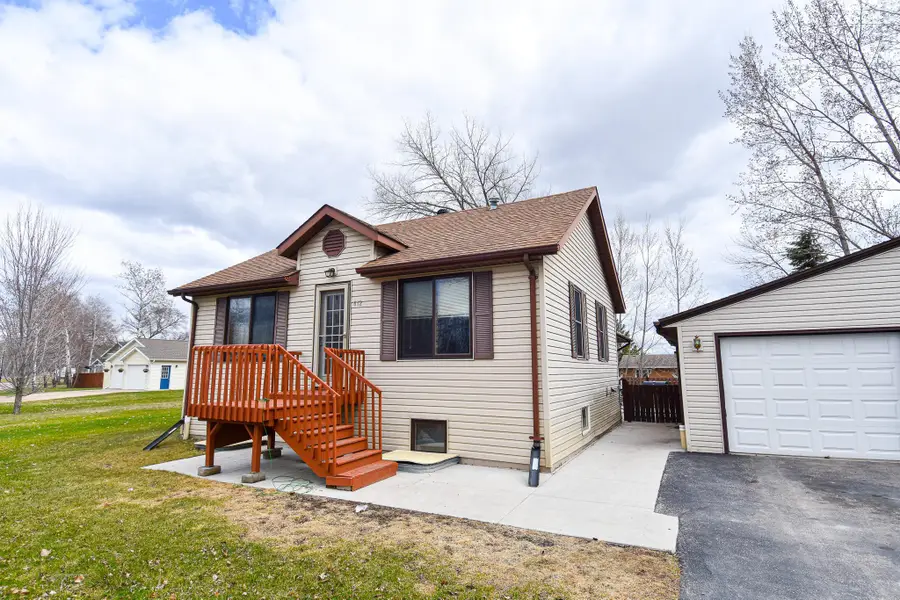 612 Cherry Road, Thief River Falls, MN 56701 - #2
