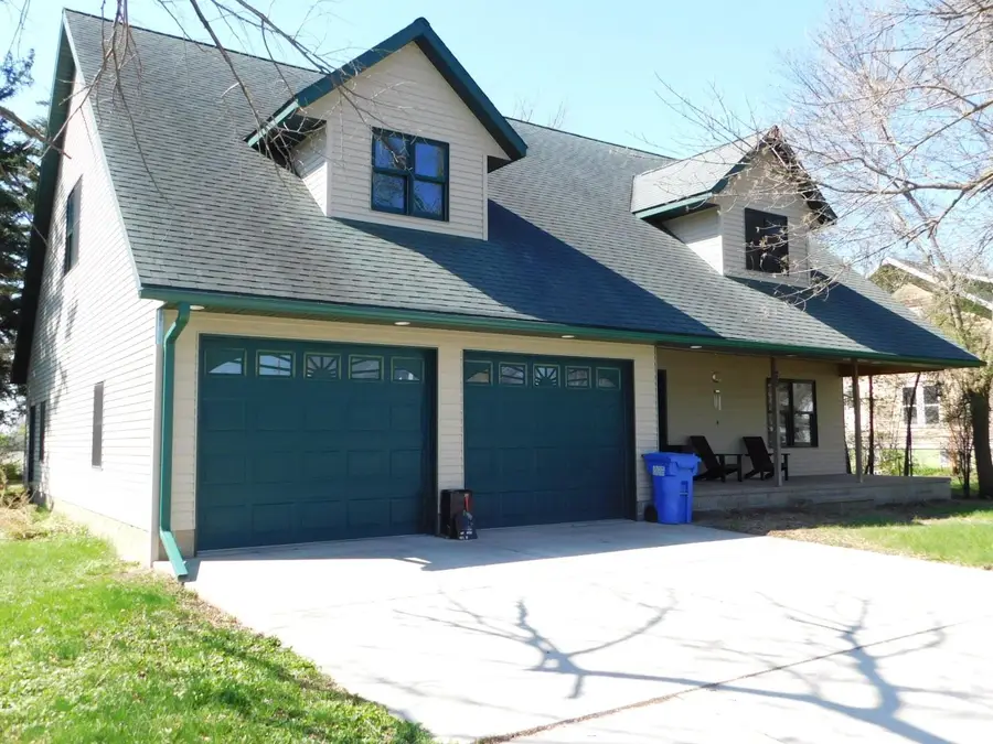 79 1st Avenue S, Wood Lake, MN 56297 - #2