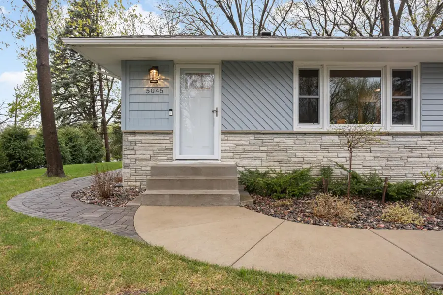 5045 Red Oak Drive, Mounds View, MN 55112 - #3