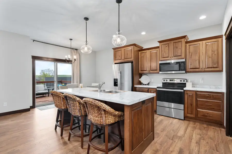 6442 Burr Oak Lane, Eau Claire, WI 54703 - #2