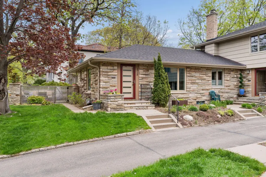 2713 W 28th Street W, Minneapolis, MN 55416 - #3