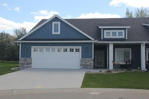 900 11th Place Nw, Kasson, MN 55944