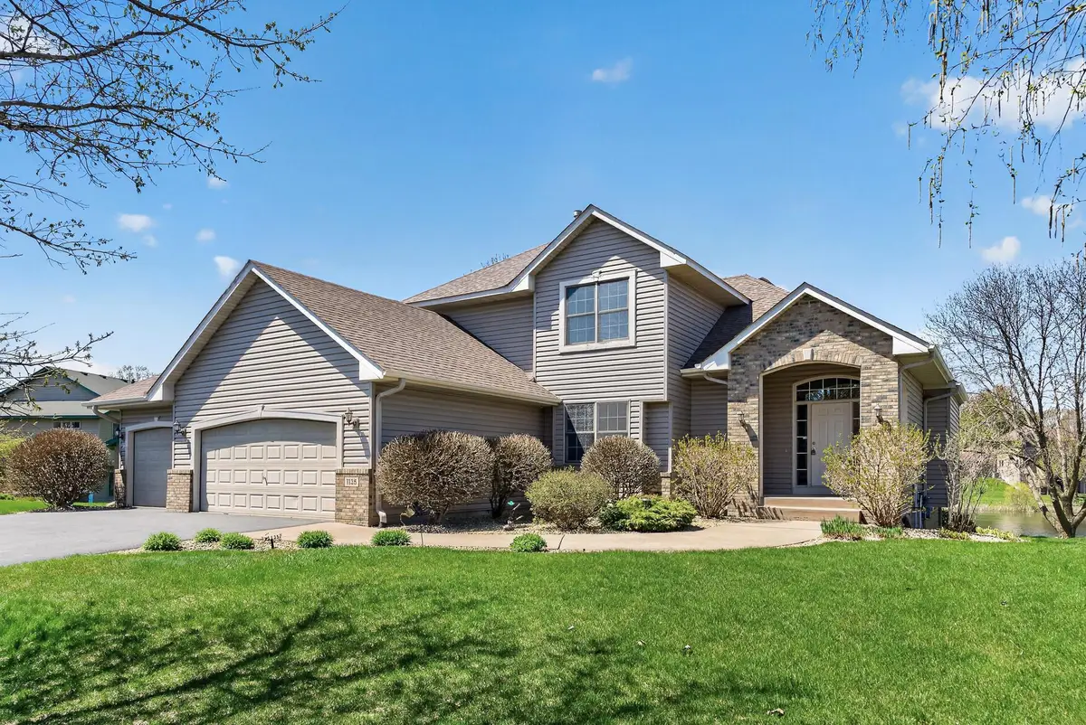 1135 S Trappers Crossing, Lino Lakes, MN 55038 - #1