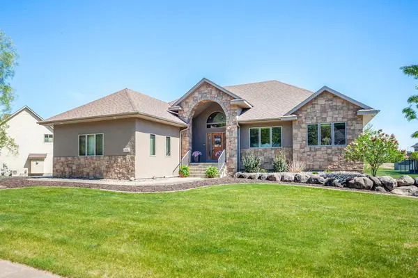 13506 210th Circle Nw, Elk River, MN 55330