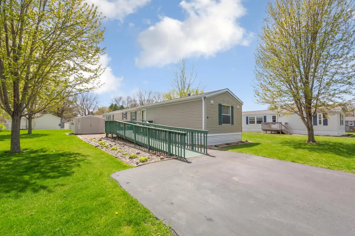 2126 3rd Avenue Nw #93, Owatonna, MN 55060 - #1