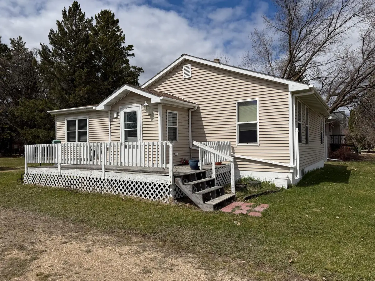 619 2nd Avenue Se, Roseau, MN 56751 - #1