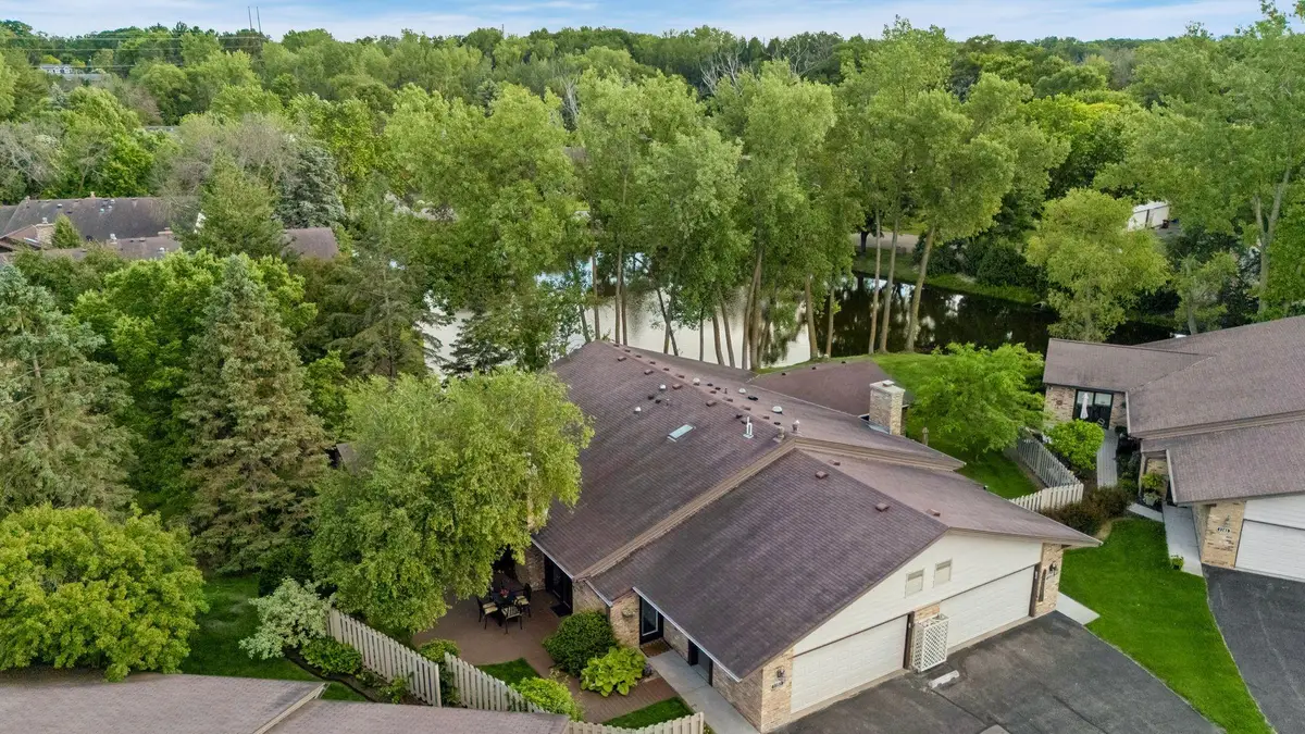 1151 Black Oaks Lane N, Plymouth, MN 55447 - #1