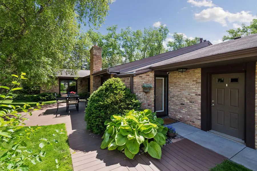 1151 Black Oaks Lane N, Plymouth, MN 55447 - #2