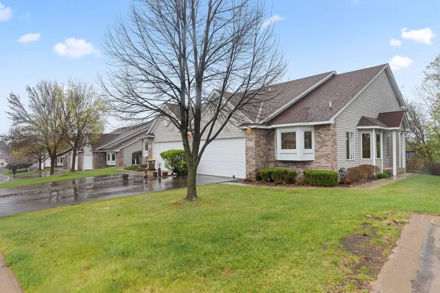 14327 Savanna Oaks Drive, Savage, MN 55378 - #2