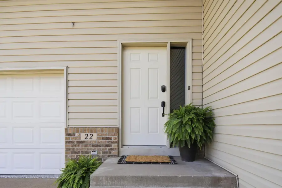 22 5th Street Se, Medford, MN 55049 - #2