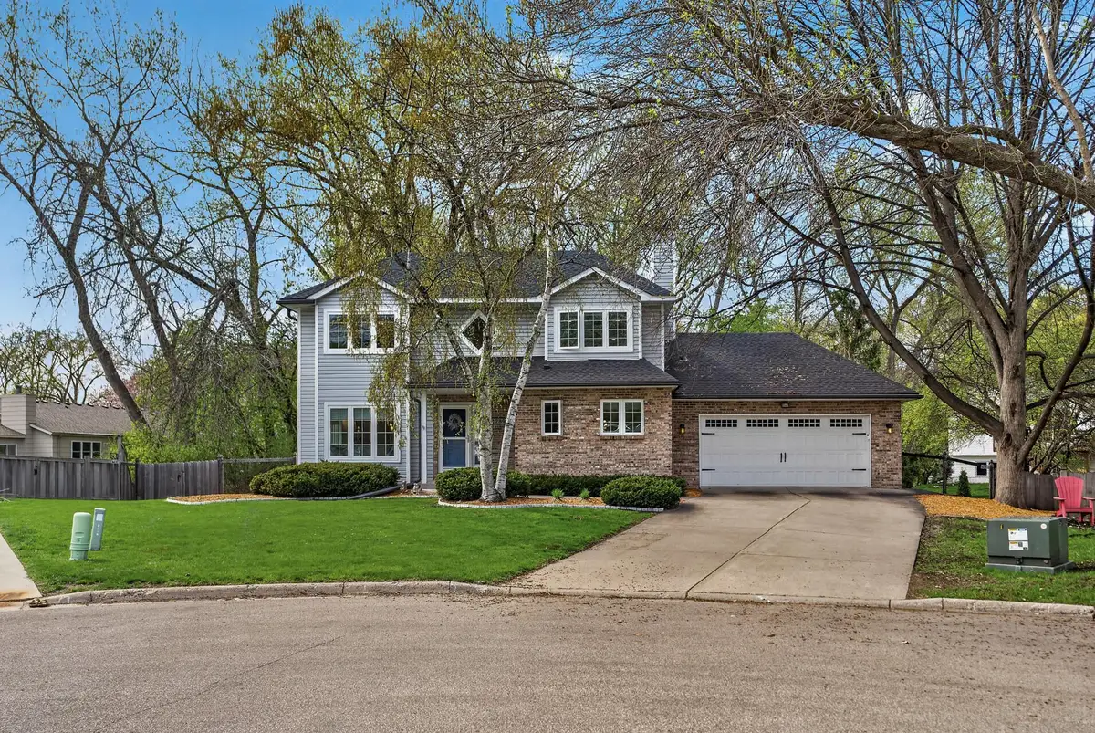 1289 Castle Court, Golden Valley, MN 55427 - #1