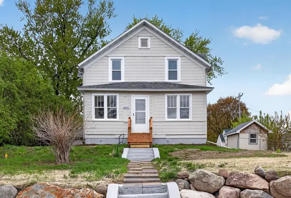 1806 Sherwood Avenue, Saint Paul, MN 55119