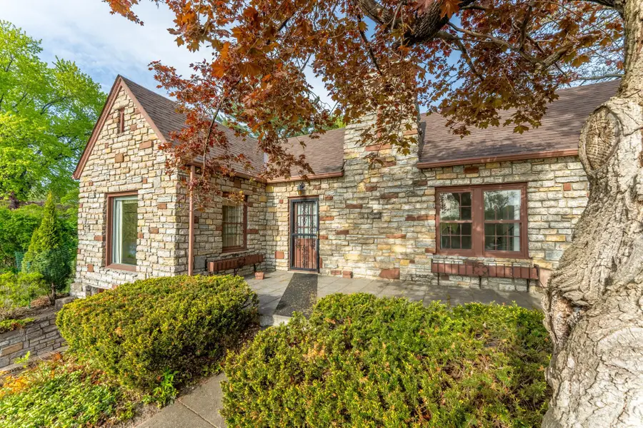 2500 Keller Parkway, Maplewood, MN 55109 - #2