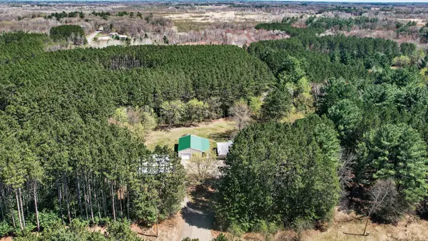 31931 Lily Street Nw, Cambridge, MN 55008