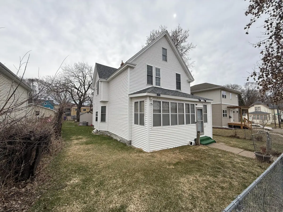 588 York Avenue, Saint Paul, MN 55130 - #1