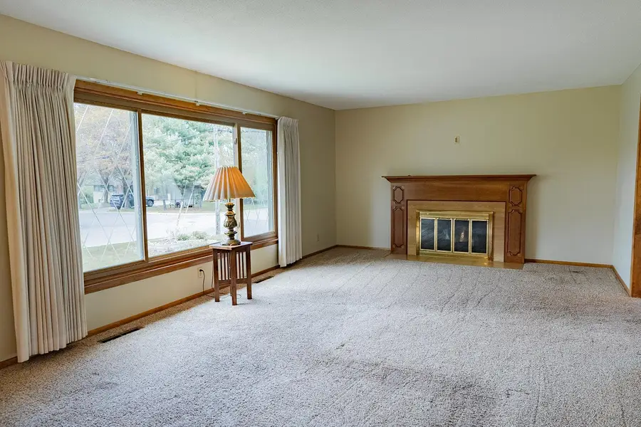 2454 Pascal Street, Roseville, MN 55113 - #3