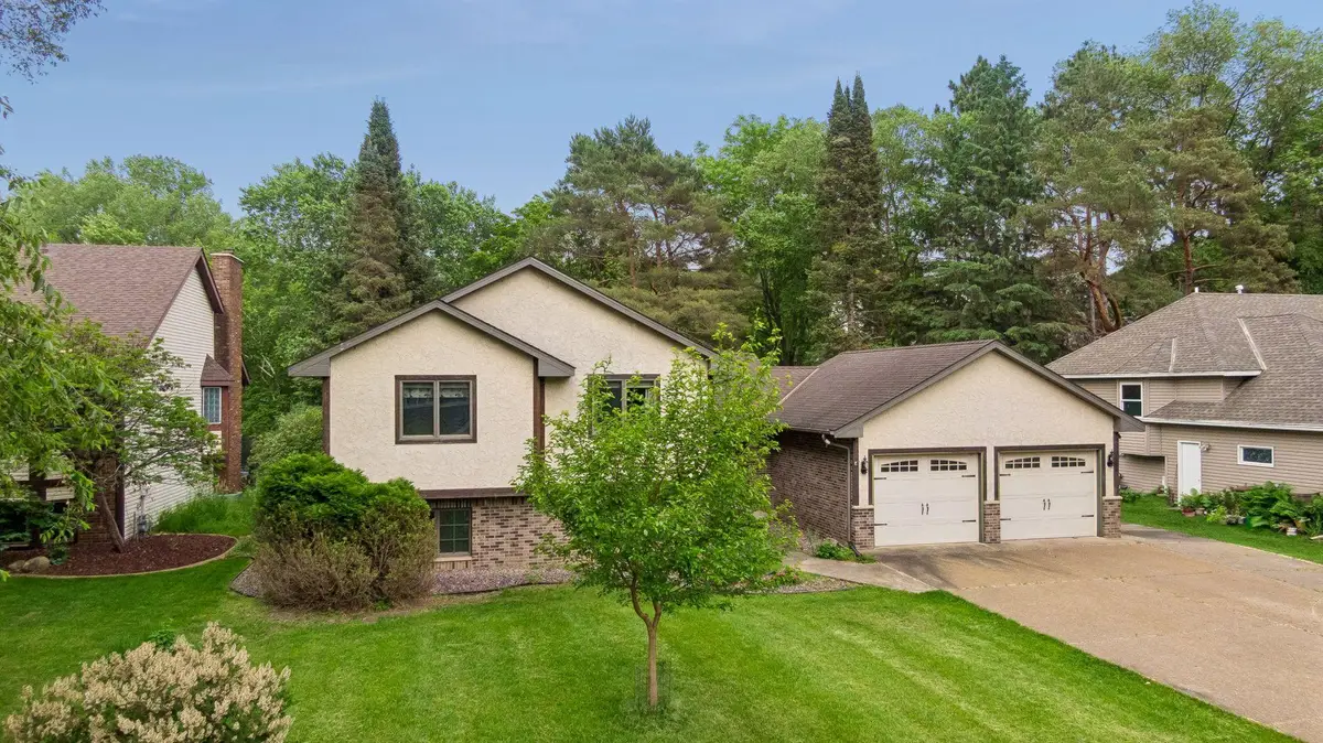 1326 Griffin Avenue, Mahtomedi, MN 55115 - #1