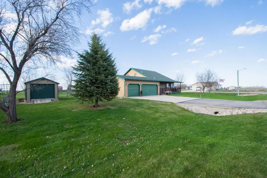 495 3rd Avenue, Davenport, ND 58021 - #3