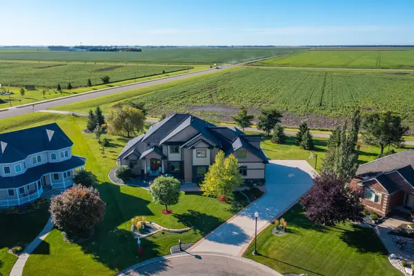 4856 2nd Street Sw, Moorhead, MN 56560