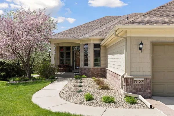13122 Evermoor Parkway, Apple Valley, MN 55124