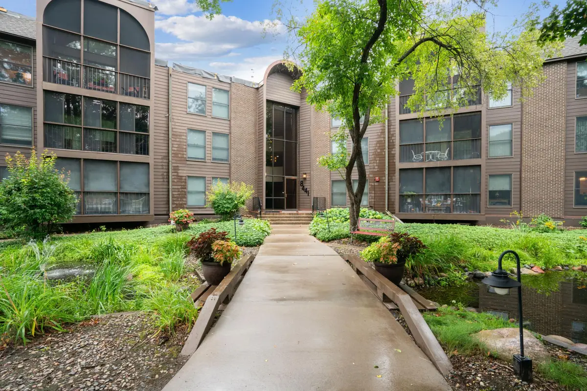 8441 Irwin Road #110, Bloomington, MN 55437 - #1