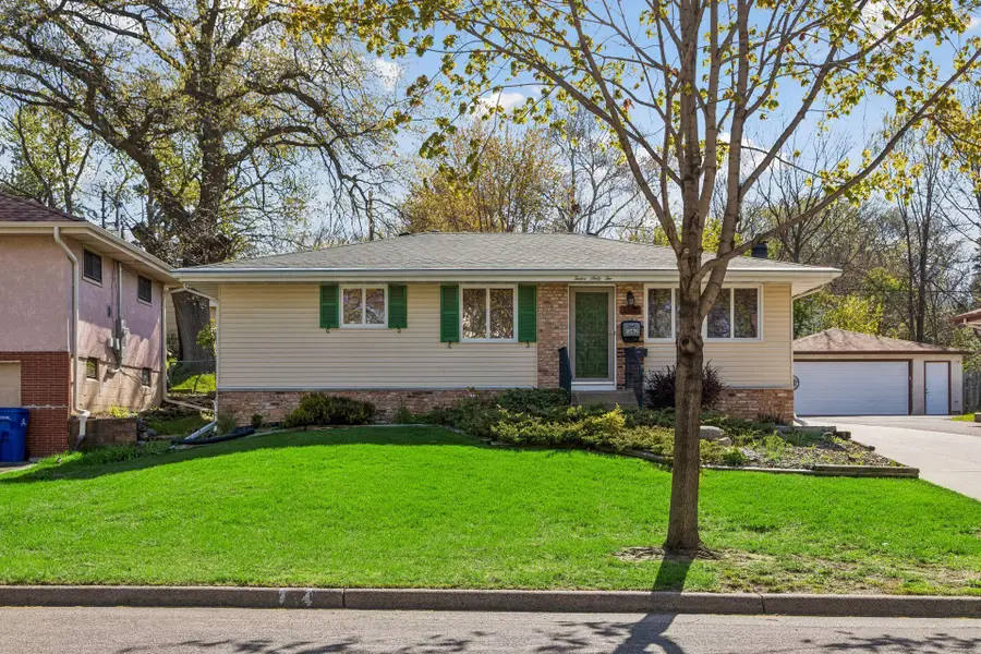 1262 Etna Street, Saint Paul, MN 55106 - #2