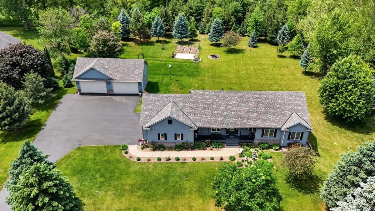13420 Skyline Circle, Shakopee, MN 55379 - #1