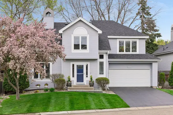 15650 17th Avenue N, Plymouth, MN 55447