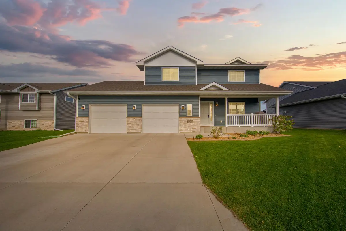 2070 Pratt Circle, Saint Peter, MN 56082 - #1