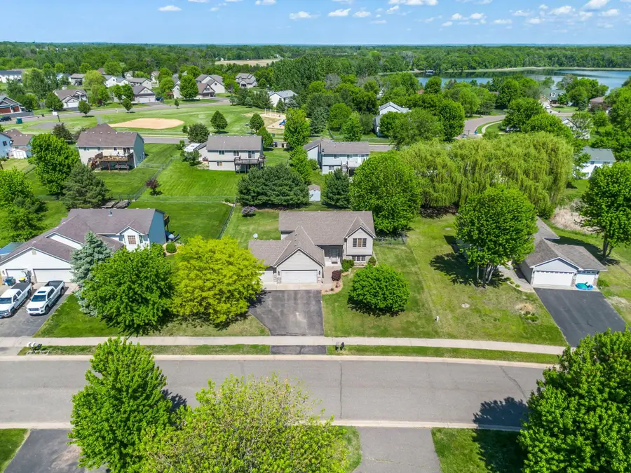 28359 Lakeside Way, Lindstrom, MN 55045 - #2
