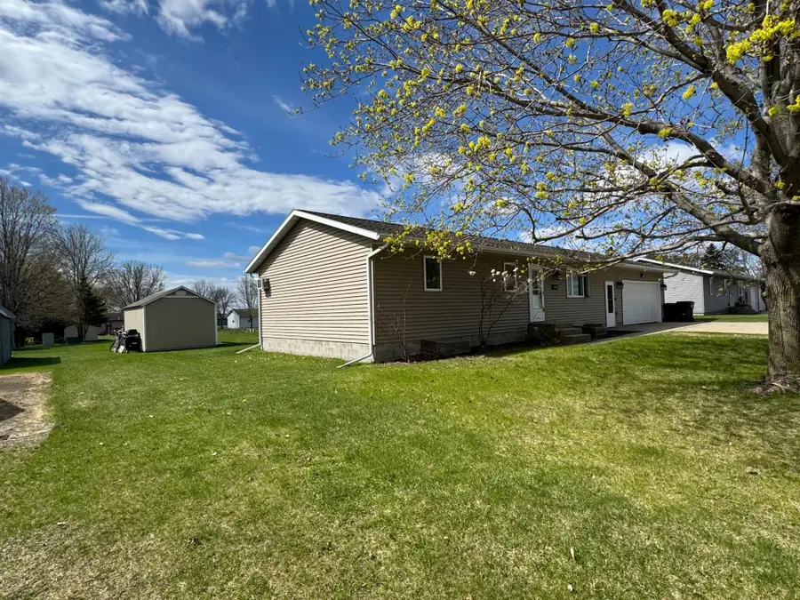 809 10th Street S, Sauk Centre, MN 56378 - #2